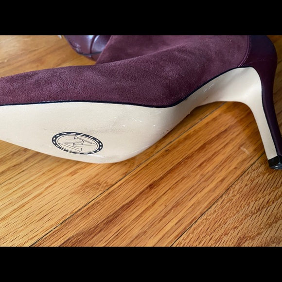 Adrienne VIittadini wine velvet boots NWT - Picture 6 of 10